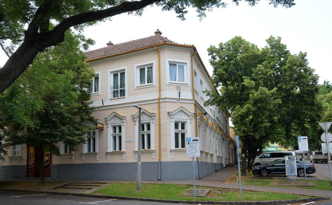 Villa Bohemia Eger Exterior photo